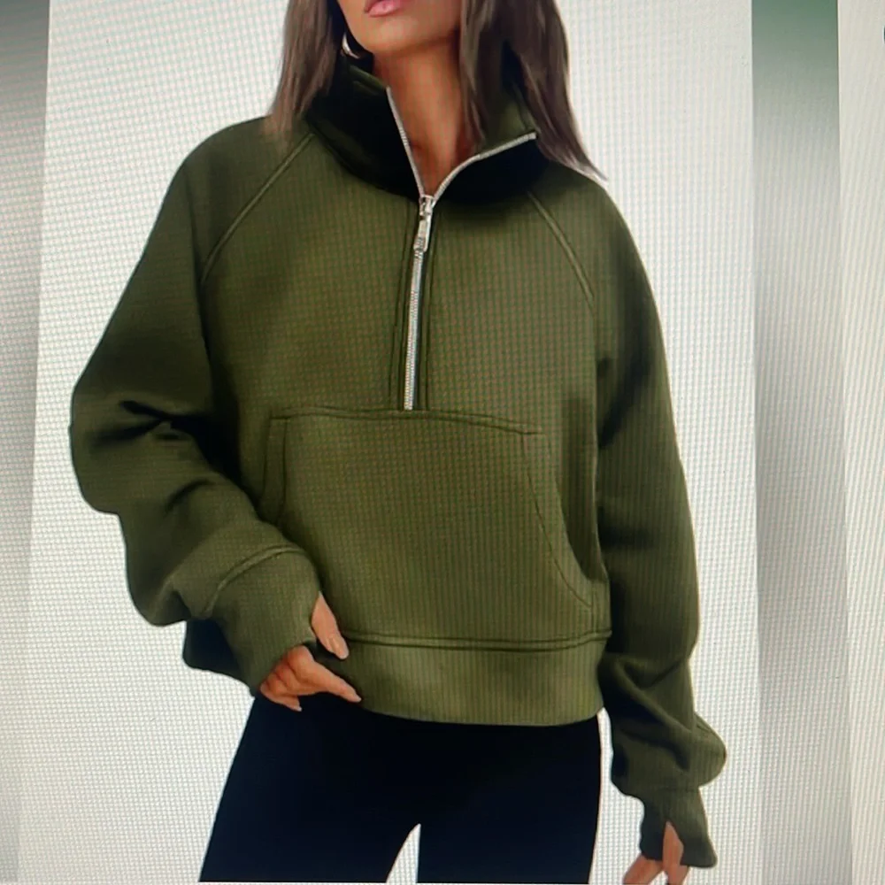 TRENDY QUEEN Scuba Cropped Long Sleeve Sweatshirt - Picture 10 of 11